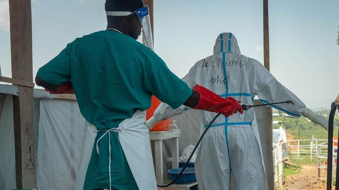 Ébola en Congo se extiende a Nigeria y Kenia, casos superan los 9 000