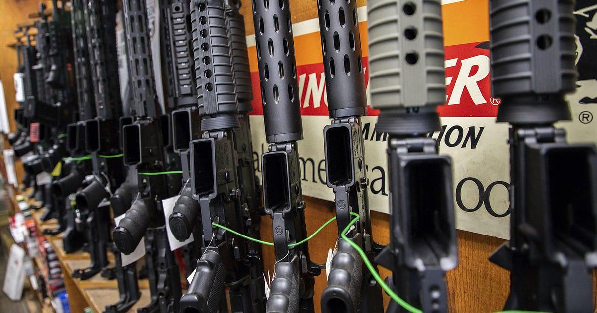 Верховный суд США рассмотрит вызовы запретам на AR-15 в Коннектикуте и Иллинойсе