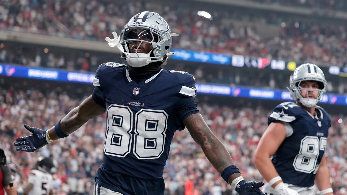 CeeDee Lamb Sets Franchise Record in Cowboys' 34-30 Win Over Texans