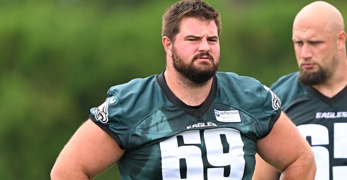 Eagles move Dickerson to IR, promote Covey, add Deguara