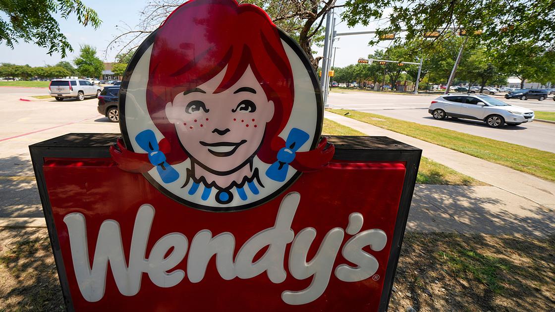 Wendy's to Close Hundreds of U.S. Restaurants Amid Profit Decline