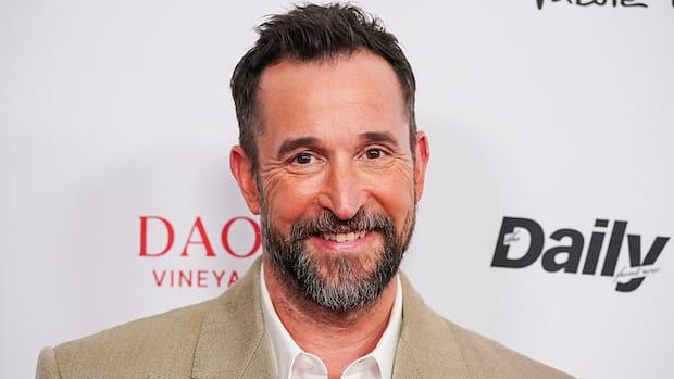 Noah Wyle Crowned People’s 2026 Sexiest Man Alive