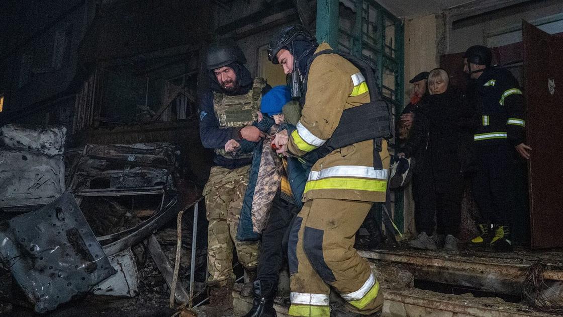 Ukrainian President Zelenskyy Faces Mounting Pressure Amid Energy Sector Corruption Scandal
