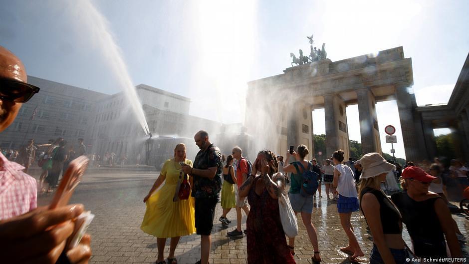 German officials debate heat-wave preparedness after record temperatures