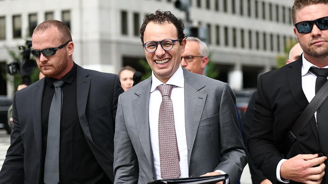 Anthropic sets up public benefit fund, Musk calls for direct share giveaway
