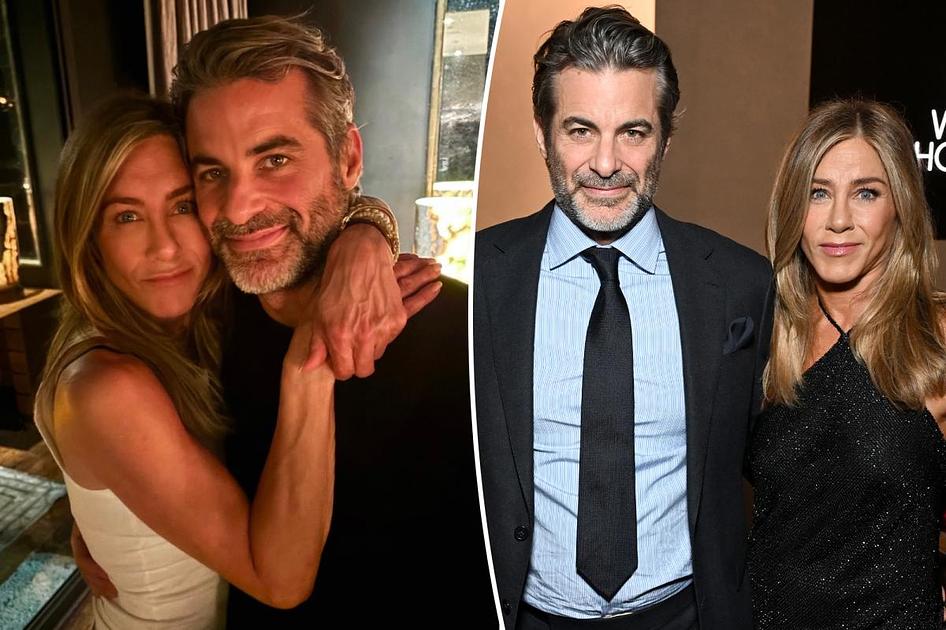 Jennifer Aniston playfully teases boyfriend Jim Curtis at NY book launch