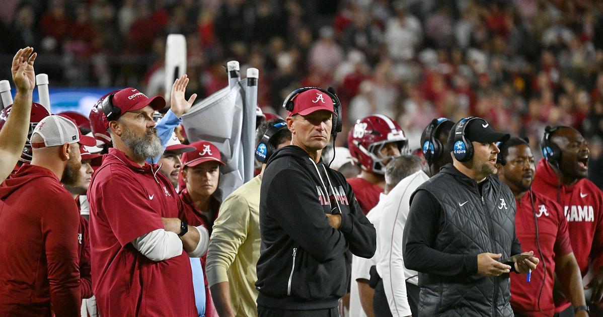 Alabama coach DeBoer lauds Georgia quarterback after 20-17 loss