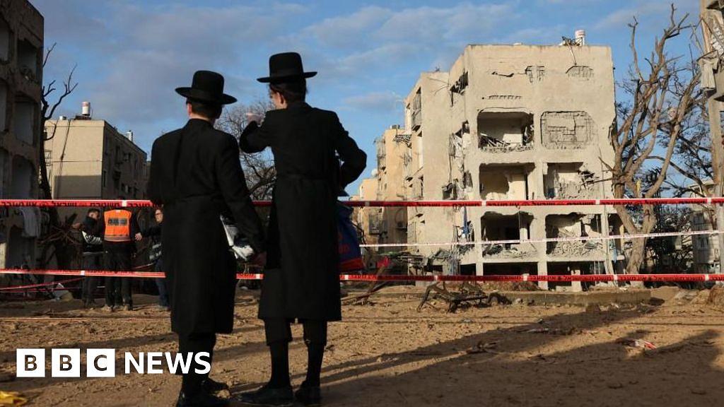 Iranian Missile Attacks Injure Over 160 Near Israeli Nuclear Site