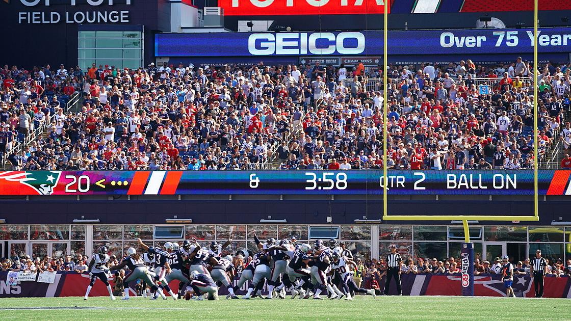 NFL rules Patriots' video-board distraction tactic legal under league policy
