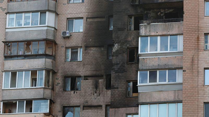 Russian Airstrikes Cause Casualties and Power Outages Across Ukraine