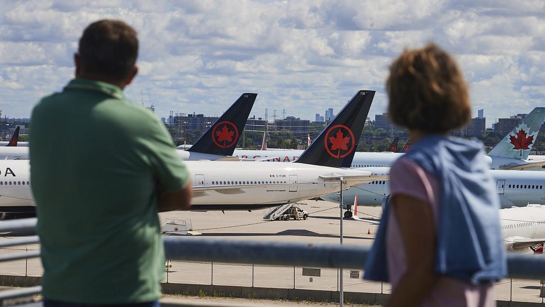 Air Canada and Flight Attendants Reach Tentative Agreement to End Strike