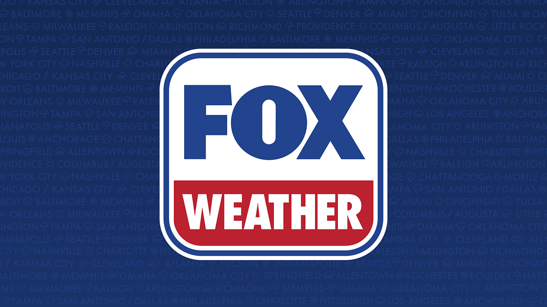Nor'easter weakens but still sparks flooding, outages and flight delays in Northeast