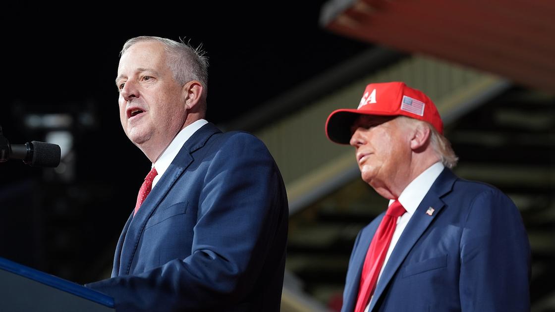 Republican lawmakers split over Trump’s $5,000 dividend pledge
