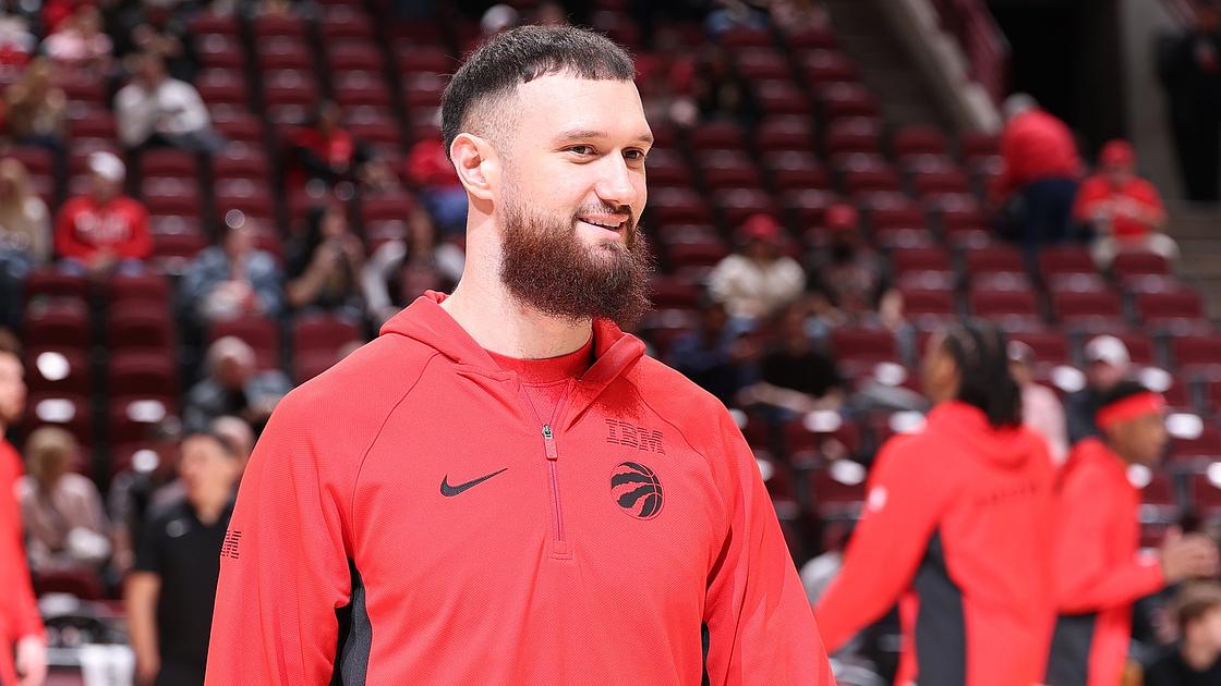 Lakers add Sexton, Grimes, Mamukelashvili to bolster roster depth