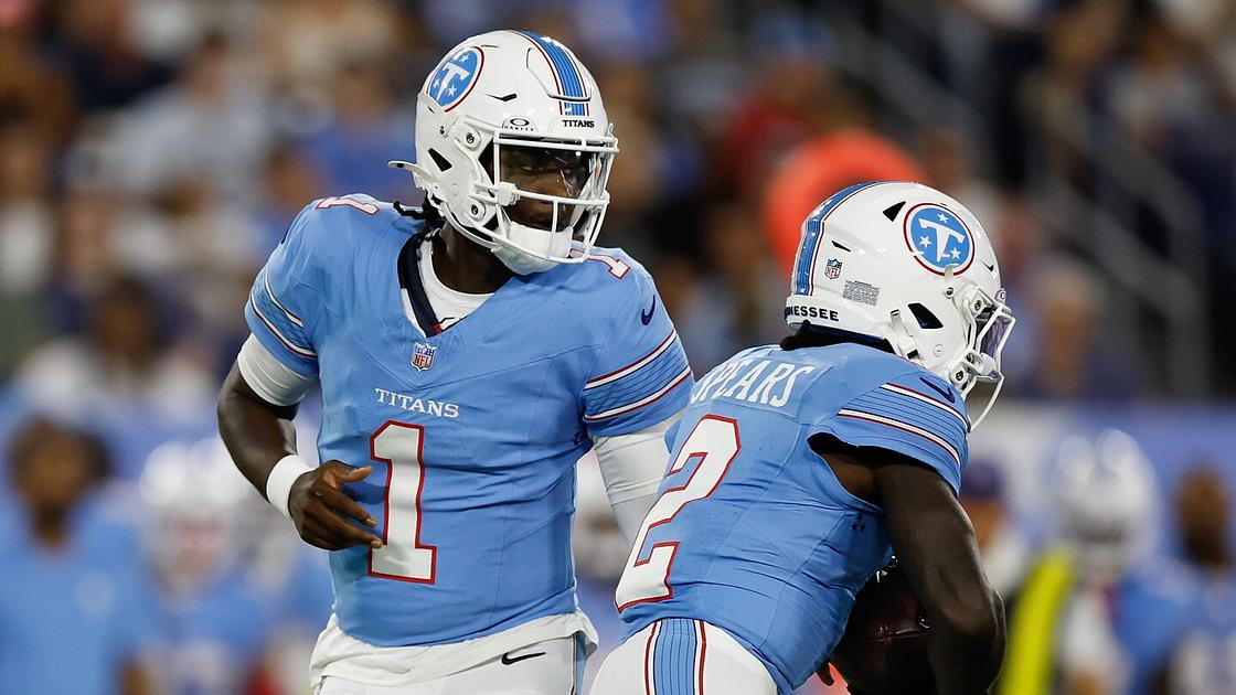 Titans defeat Seahawks 19-16 in preseason, rookie safety injured