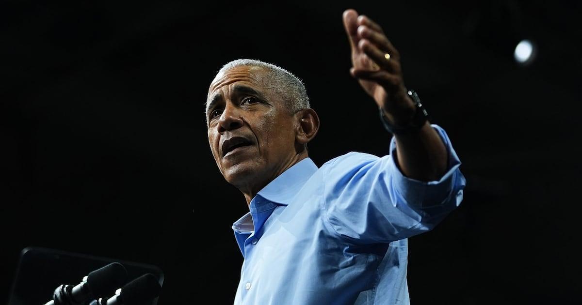Obama denuncia los aranceles de Trump a Canadá en mitin de Detroit