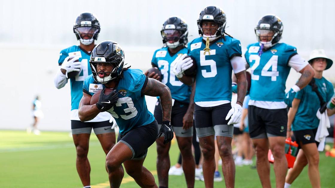 Jaguars' Day 8 scrimmage showcases running backs, rookie pass rush, O-line woes