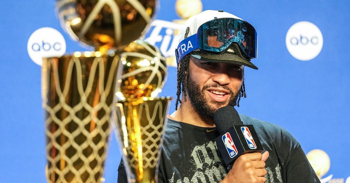 Knicks defeat Spurs to capture first NBA title in 53 years