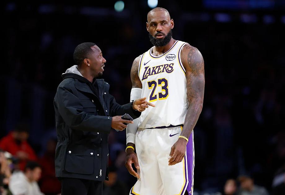 LeBron James Departs Lakers, Cites Happiness in Free-Agency Choice