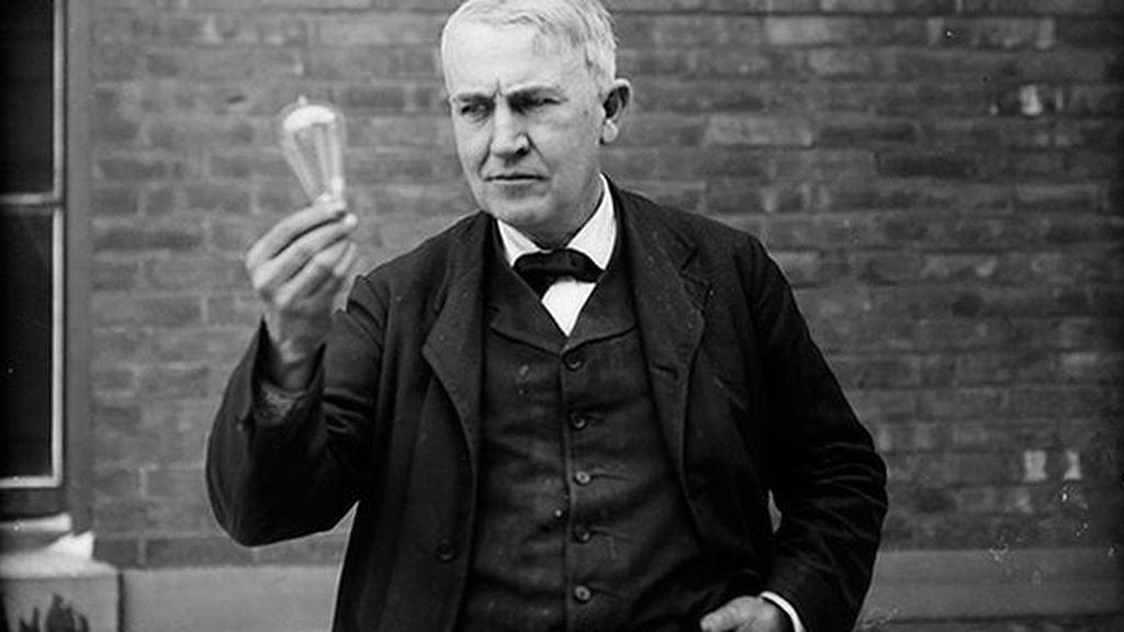 Edison's 1879 Light Bulb May Have Unintentionally Produced Graphene