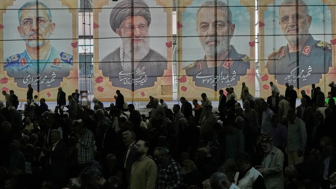 U.S.-Iran Talks Stall Over Nuclear Issues and Strait Control