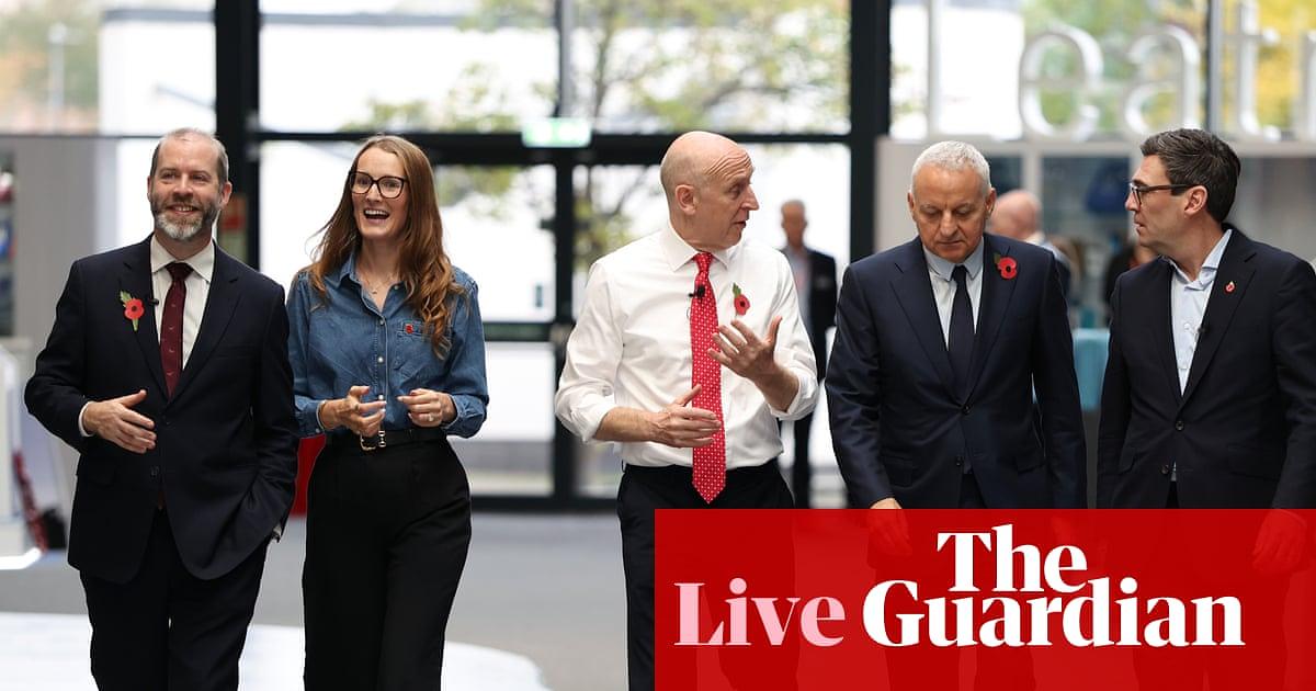 UK Business Secretary Calls for Caution on Deeper EU Integration