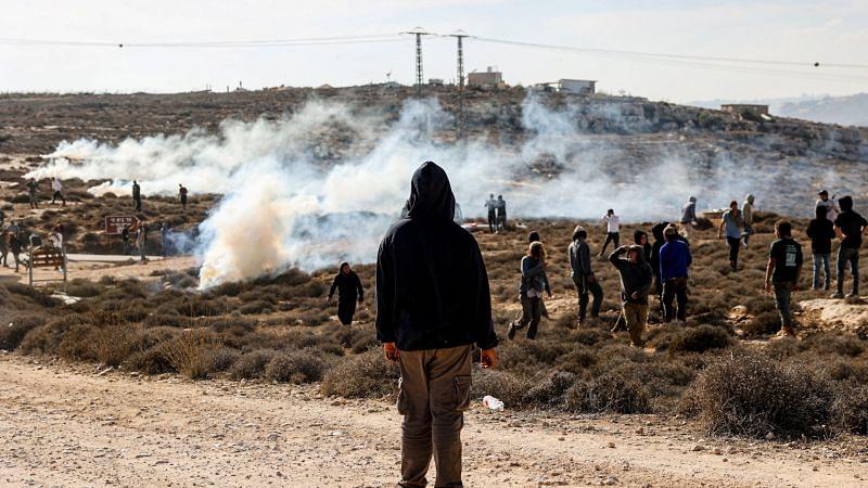 Israeli Settlers Set Fire to Palestinian Homes and Vehicles in West Bank Village