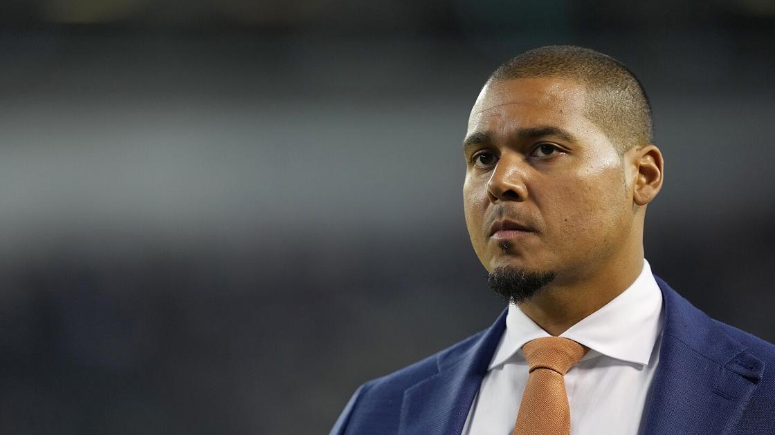 Bears acquire All-Pro DT Jeffery Simmons in trade with Titans