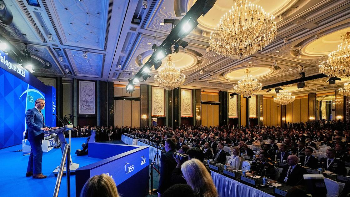 China Accuses U.S. Defense Secretary Hegseth of Promoting Cold War Mentality After Calling China a Threat