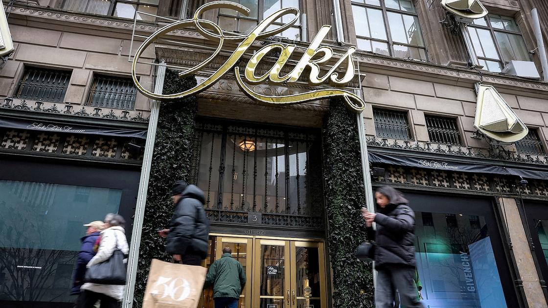 Saks Global Files for Bankruptcy Amid Mounting Debt and Leadership Changes