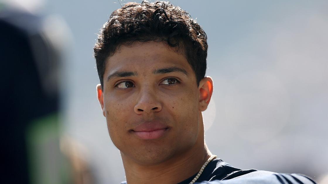 Seahawks confirm Zach Charbonnet will miss Chiefs game