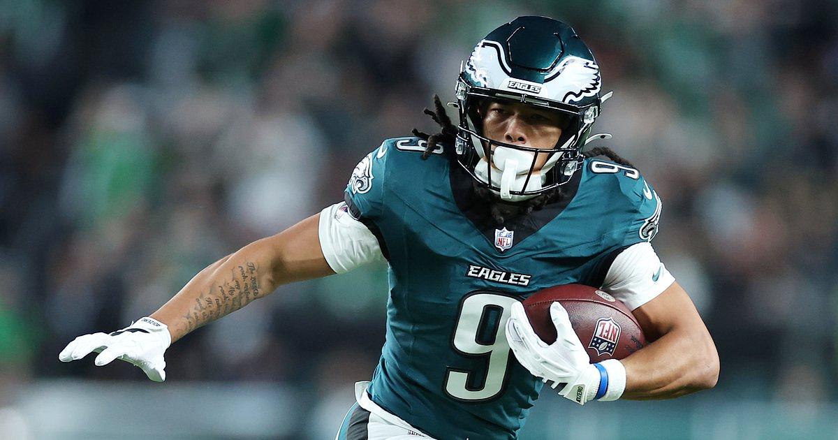 Barkley abandona el duelo Eagles-Cowboys por lesión de espalda