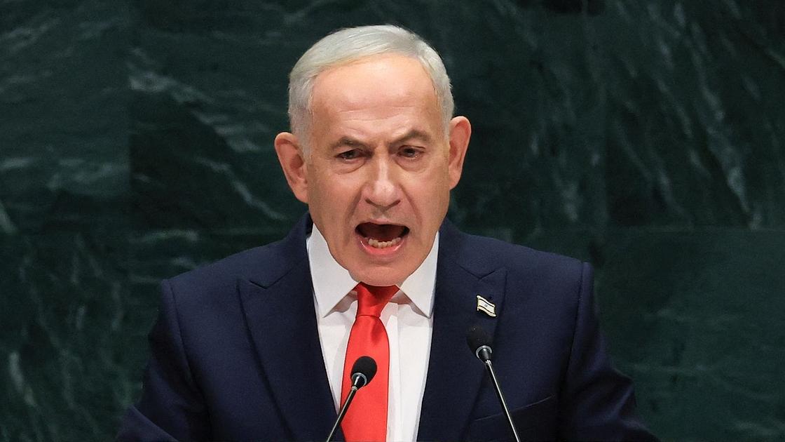 Bloque de Netanyahu lidera con 53 escaños amid recuento y acusaciones de fraude