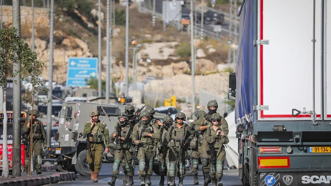 IDF clears Hebron neighborhood ahead of demolition of militants' homes