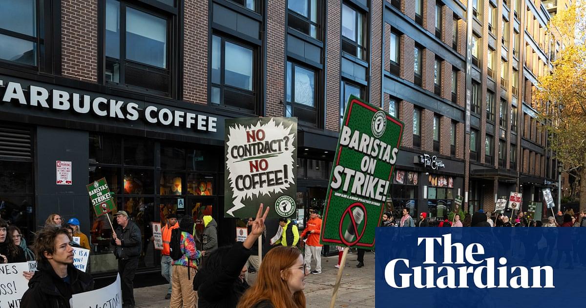 Starbucks Workers Urge Customers to Delete App Amid Ongoing Strike