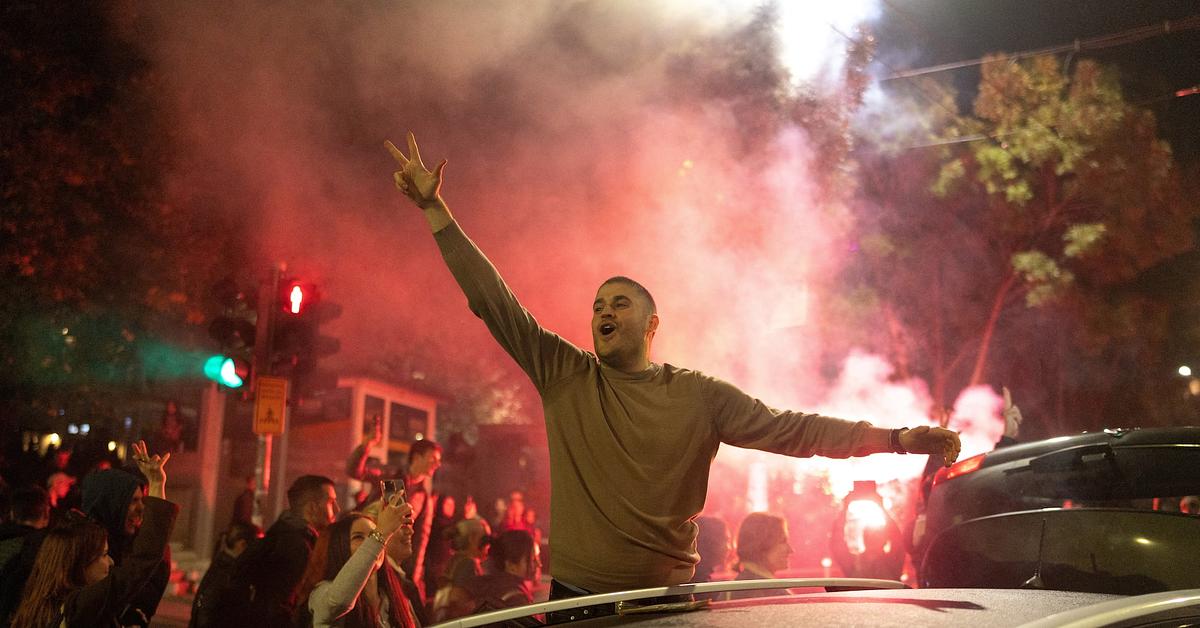Serbian student coalition demands resignations after parliamentary win